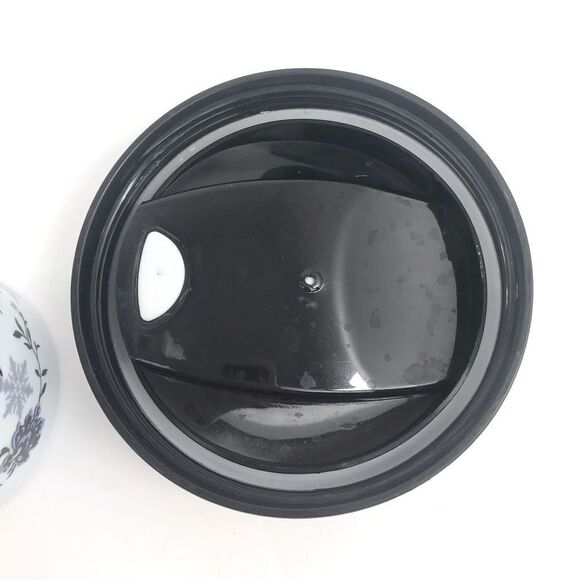 Vera Bradley Winter Wonderland Woodland Animal Flip Top To Go Travel Tumbler - Picture 16 of 16